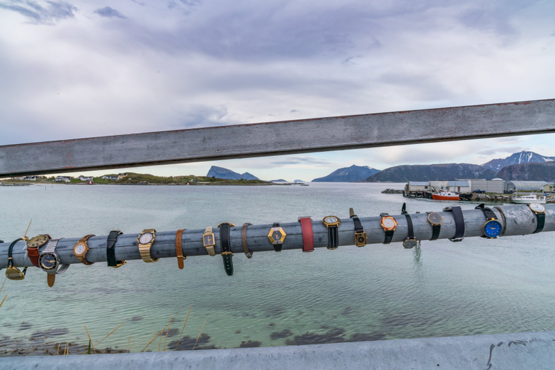 Watches on a bridge in Sommarøy.